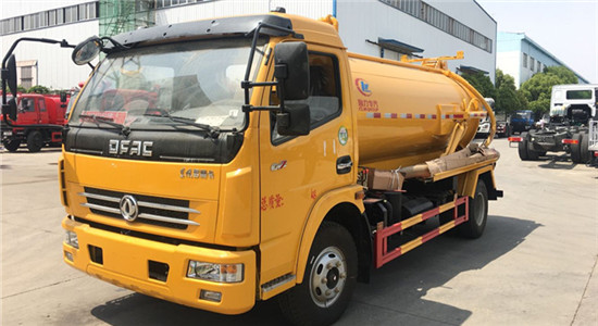 東風多利卡吸污車︱5噸吸污車圖片