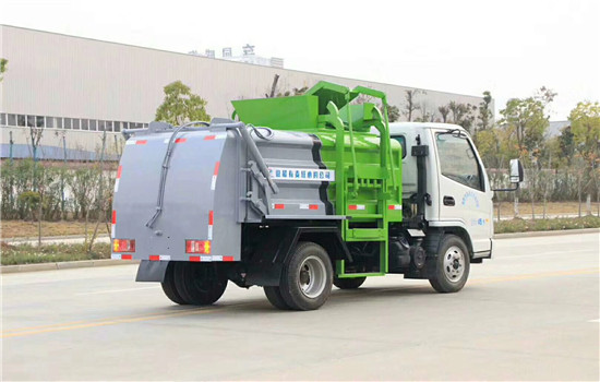 凱馬餐廚垃圾車(chē)︱2噸餐廚垃圾車(chē)圖片