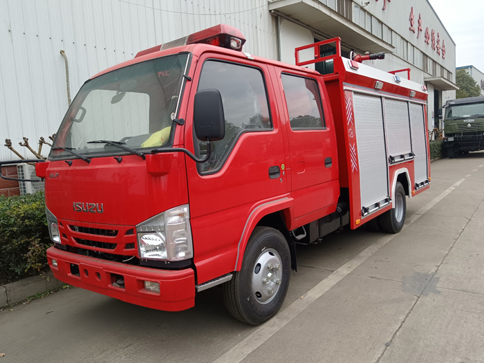 5噸消防灑水車價格_物業(yè)工廠小區(qū)消防車_2.5-5噸泡沫消防車現(xiàn)車報價
